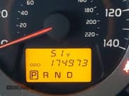 ✅ 2009 Toyota RAV4 • VIN: JTMBF35V695007158 • Lot: 43422723. Wystawiony na IAAI z przebiegiem 174 973 mil. Bezpłatny archiwum sprzedaży aukcyjnych z USA i szczegółowy raport historii pojazdu na DreamBid. Zdjęcie 15.