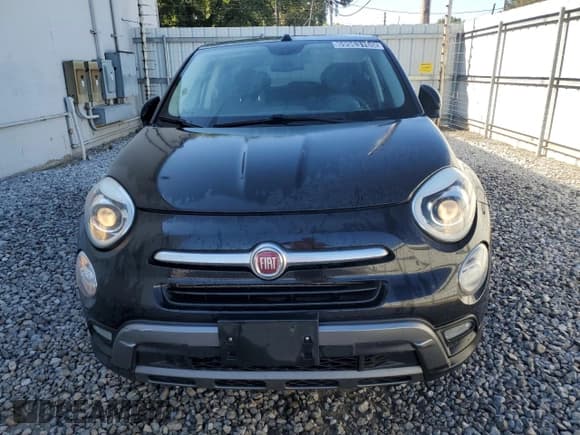 ✅ 2016 FIAT 500X Trekking Plus • VIN: ZFBCFYET0GP396805 • Lot: 69963165. Wystawiony na Copart z przebiegiem 124 271 mil. Bezpłatny archiwum sprzedaży aukcyjnych z USA i szczegółowy raport historii pojazdu na DreamBid. Zdjęcie 5.