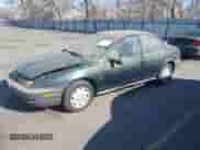 1998 Saturn SL z VIN 1G8ZF5287WZ294842, wystawiony jako IAAI lot #41726012 z przebiegiem 170 385 mil mil oraz . Historia ofert i sprzedaży dostępna na DreamBid. Obrazek 2.