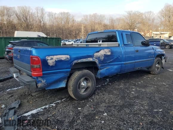 2001 Dodge 1500 с VIN 3B7HC13Y01G184306, выставлен на аукционе Copart как лот 83877844 с пробегом 262 275 миль миль и Списание • Salvage title. История ставок и продаж доступна на DreamBid. Изображение 3.