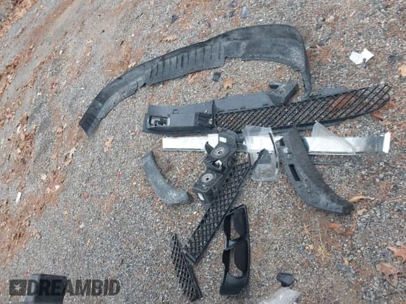 ✅ 2023 Chevrolet Express Cargo • VIN: 1GCWGAFP5P1230752 • Lot: 43732338. Wystawiony na IAAI z przebiegiem 42 696 mil. Bezpłatny archiwum sprzedaży aukcyjnych z USA i szczegółowy raport historii pojazdu na DreamBid. Zdjęcie 12.