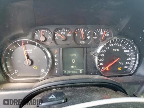 ✅ 2017 Chevrolet Silverado 2500HD Work Truck • VIN: 1GC1KUEY8HF170295 • Lot: 70995415. Wystawiony na Copart z przebiegiem 202 106 mil. Bezpłatny archiwum sprzedaży aukcyjnych z USA i szczegółowy raport historii pojazdu na DreamBid. Zdjęcie 9.