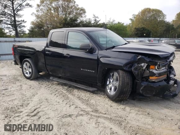 ✅ 2018 Chevrolet Silverado 1500 Custom • VIN: 1GCVKPEH6JZ262657 • Lot: 54443295. Listed on Copart with 59,558 mi. Free auction sales archive from the USA and detailed vehicle history report at DreamBid. Image 4.