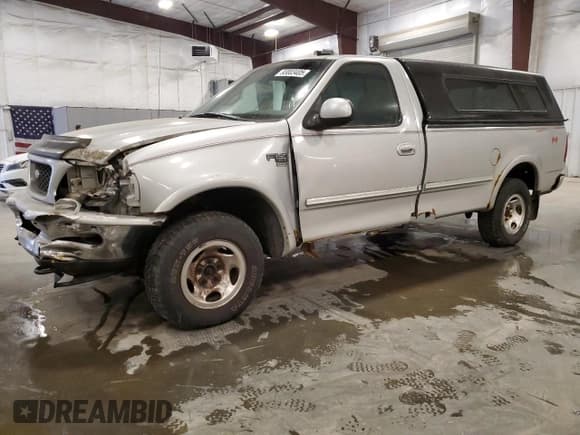 ✅ 1998 Ford F-150 • VIN: 2FTZF18W0WCA82169 • Lot: 93003405. Listed on Copart with 193,168 mi. Free auction sales archive from the USA and detailed vehicle history report at DreamBid. Image 1.