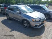 ✅ 2018 Mitsubishi Outlander SE • VIN: JA4AP3AW1JZ008426 • Lot: 42290165. Listed on IAAI with 102,040 mi. Free auction sales archive from the USA and detailed vehicle history report at DreamBid. Image 1.