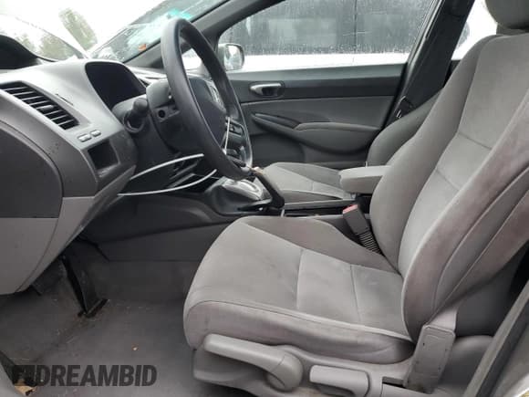 ✅ 2008 Honda Civic LX • VIN: 1HGFA16558L039713 • Lot: 91458645. Listed on Copart with 262,907 mi. Free auction sales archive from the USA and detailed vehicle history report at DreamBid. Image 7.