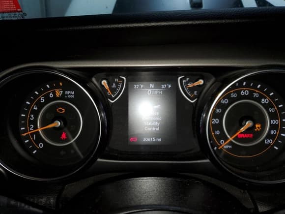 ✅ 2021 Jeep Wrangler Unlimited Sport • VIN: 1C4HJXDG4MW821718 • Lot: 41956755. Listed on Copart with 30,615 mi. Free auction sales archive from the USA and detailed vehicle history report at DreamBid. Image 9.