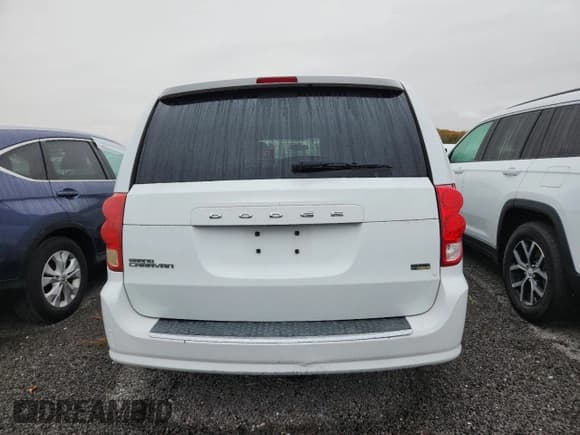✅ 2018 Dodge Grand Caravan SE • VIN: 2C4RDGBGXJR363377 • Lot: 86991245. Wystawiony na Copart z przebiegiem 112 803 mil. Bezpłatny archiwum sprzedaży aukcyjnych z USA i szczegółowy raport historii pojazdu na DreamBid. Zdjęcie 6.