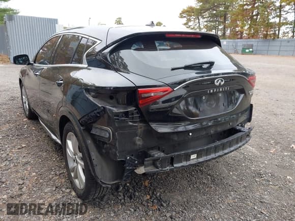 ✅ 2018 Infiniti QX30 Sport • VIN: SJKCH5CP2JA051553 • Лот: 43562651. Опубликован ранее на IAAI с пробегом 56 060 миль. Бесплатный доступ к архиву аукционных продаж из США и подробный отчёт об истории автомобиля на DreamBid. Изображение 3.