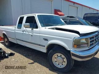 ✅ 1997 Ford F-250 • VIN: 1FTHX25H1VEA96644 • Lot: 42102483. Listed on IAAI with 192,828 mi. Free auction sales archive from the USA and detailed vehicle history report at DreamBid. Image 1.