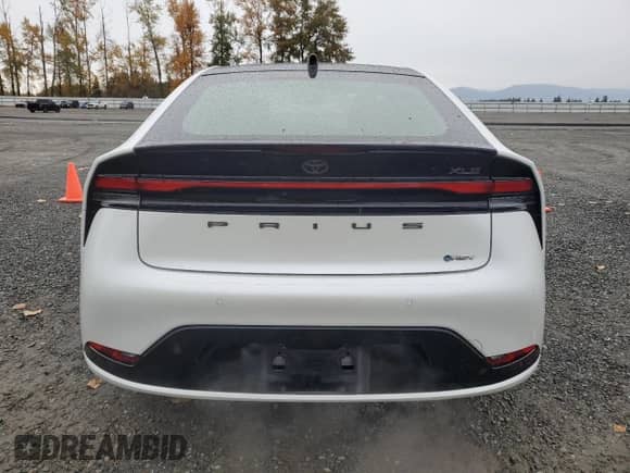 2024 Toyota Prius Limited with VIN JTDADABU7R3014262, listed as a Copart auction lot 90641615 with 25,357 mi miles and Salvage title. Bid and sale history available at DreamBid. Image 6.