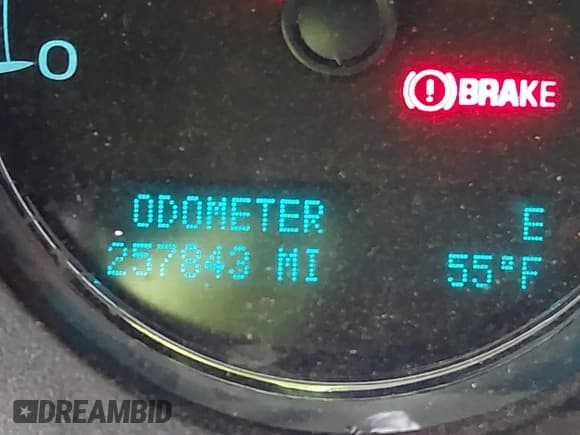 ✅ 2010 GMC Yukon SLT • VIN: 1GKUKCE02AR282651 • Lot: 43317200. Listed on IAAI with 257,843 mi. Free auction sales archive from the USA and detailed vehicle history report at DreamBid. Image 15.