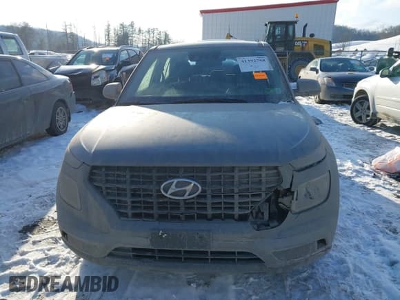 ✅ 2022 Hyundai Venue SE • VIN: KMHRB8A3XNU155384 • Lot: 41392758. Listed on IAAI with 84,337 mi. Free auction sales archive from the USA and detailed vehicle history report at DreamBid. Image 13.