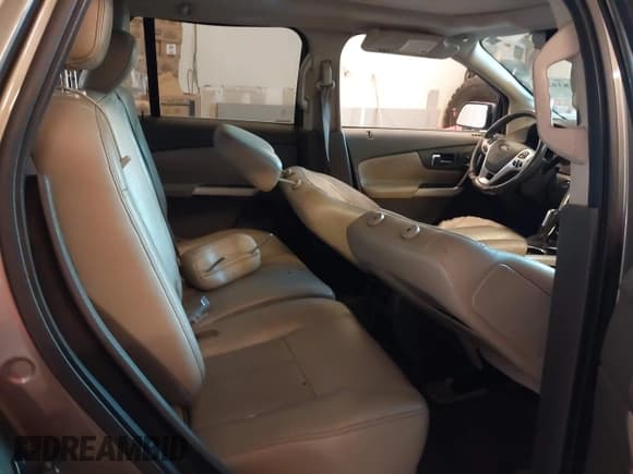 ✅ 2012 Ford Edge Limited • VIN: 2FMDK3K90CBA37007 • Lot: 42834209. Wystawiony na IAAI z przebiegiem 253 200 mil. Bezpłatny archiwum sprzedaży aukcyjnych z USA i szczegółowy raport historii pojazdu na DreamBid. Zdjęcie 8.