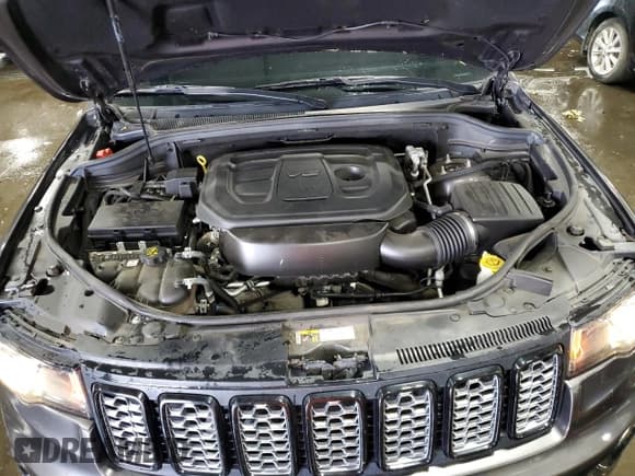 ✅ 2021 Jeep Grand Cherokee Laredo X • VIN: 1C4RJFAG1MC531876 • Лот: 67594075. Опубликован ранее на Copart с пробегом 94 465 миль. Бесплатный доступ к архиву аукционных продаж из США и подробный отчёт об истории автомобиля на DreamBid. Изображение 12.