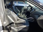 ✅ 2015 Hyundai Veloster Turbo • VIN: KMHTC6AE7FU216359 • Lot: 80218904. Wystawiony na Copart z przebiegiem 107 126 mil. Bezpłatny archiwum sprzedaży aukcyjnych z USA i szczegółowy raport historii pojazdu na DreamBid. Zdjęcie 7.