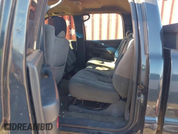 ✅ 2004 Chevrolet Silverado 2500HD LS • VIN: 1GCHC23U64F240015 • Лот: 41489933. Опубликован ранее на IAAI с пробегом 460 307 миль. Бесплатный доступ к архиву аукционных продаж из США и подробный отчёт об истории автомобиля на DreamBid. Изображение 8.