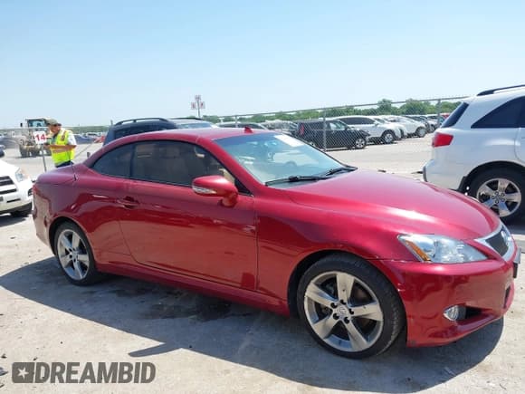 ✅ 2010 Lexus IS 250 C • VIN: JTHFF2C26A2511427 • Lot: 42249468. Listed on IAAI with 117,787 mi. Free auction sales archive from the USA and detailed vehicle history report at DreamBid. Image 13.