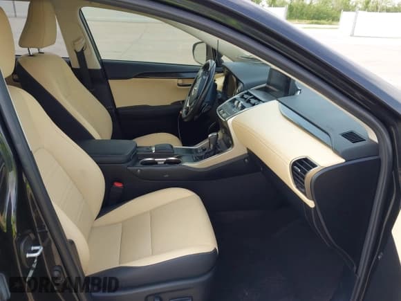 ✅ 2020 Lexus NX 300 • VIN: JTJDARBZ6L2176037 • Lot: 41952109. Listed on IAAI with 40,241 mi. Free auction sales archive from the USA and detailed vehicle history report at DreamBid. Image 5.