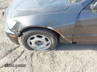 ✅ 2002 Lexus IS 300/350 • VIN: JTHBD192720063430 • Lot: 43581811. Listed on IAAI with 249,146 mi. Free auction sales archive from the USA and detailed vehicle history report at DreamBid. Image 6.