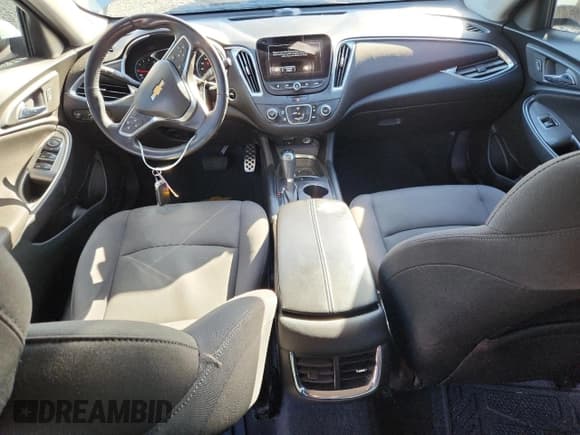 ✅ 2017 Chevrolet Malibu LT • VIN: 1G1ZE5ST5HF198346 • Lot: 86181985. Listed on Copart with 94,811 mi. Free auction sales archive from the USA and detailed vehicle history report at DreamBid. Image 8.