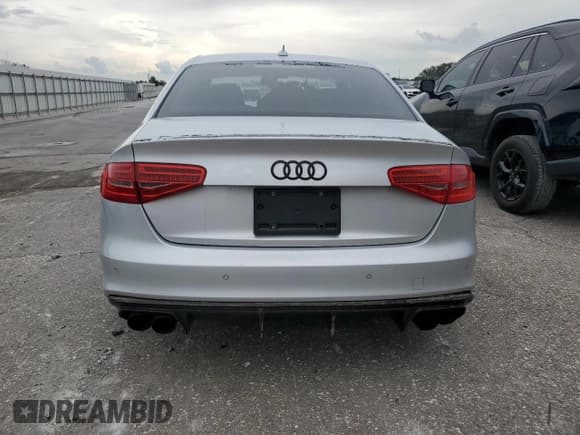 ✅ 2014 Audi A4 Prestige • VIN: WAUMFAFL5EN034045 • Лот: 71552645. Опубликован ранее на Copart с пробегом Не указан. Бесплатный доступ к архиву аукционных продаж из США и подробный отчёт об истории автомобиля на DreamBid. Изображение 6.