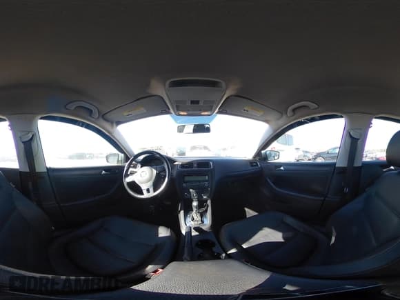 ✅ 2011 Volkswagen Jetta SE • VIN: 3VWDZ7AJ1BM377988 • Lot: 43647067. Wystawiony na IAAI z przebiegiem 182 738 mil. Bezpłatny archiwum sprzedaży aukcyjnych z USA i szczegółowy raport historii pojazdu na DreamBid. Zdjęcie 18.