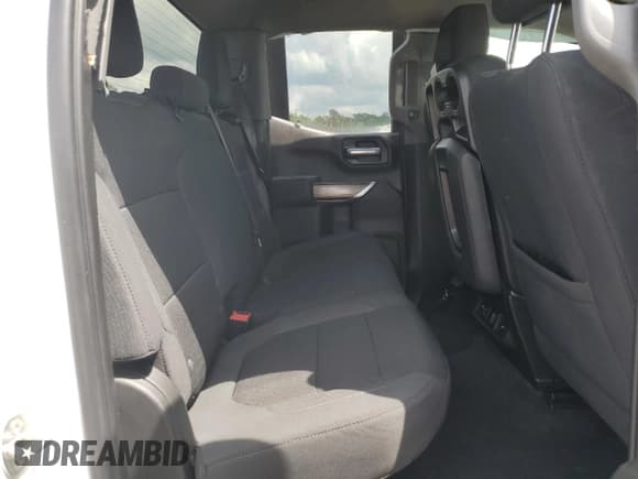 ✅ 2021 GMC Sierra 1500 SLE • VIN: 1GTR9BED4MZ226175 • Лот: 54655545. Опубликован ранее на Copart с пробегом 14 578 миль. Бесплатный доступ к архиву аукционных продаж из США и подробный отчёт об истории автомобиля на DreamBid. Изображение 10.