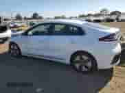 ✅ 2020 Hyundai Ioniq SEL • VIN: KMHC85LC1LU240272 • Лот: 80160544. Размещён на Copart с пробегом 73 909 миль миль. Получите бесплатный доступ к архиву аукционных продаж из США и посмотрите подробный отчёт об истории автомобиля на DreamBid. Изображение 2.