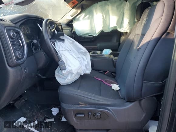 ✅ 2019 Chevrolet Silverado 1500 LT Trail Boss • VIN: 3GCPYFED7KG226640 • Lot: 82544195. Wystawiony na Copart z przebiegiem 59 814 mil. Bezpłatny archiwum sprzedaży aukcyjnych z USA i szczegółowy raport historii pojazdu na DreamBid. Zdjęcie 7.