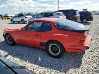 ✅ 1983 Porsche 944 • VIN: WP0AA0945DN453742 • Лот: 49583285. Опубликован ранее на Copart с пробегом 12 621 миль. Бесплатный доступ к архиву аукционных продаж из США и подробный отчёт об истории автомобиля на DreamBid. Изображение 2.