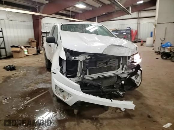 ✅ 2020 Chevrolet Colorado 2WD Work Truck • VIN: 1GCHSBEA3L1179353 • Lot: 82758845. Wystawiony na Copart z przebiegiem 112 113 mil. Bezpłatny archiwum sprzedaży aukcyjnych z USA i szczegółowy raport historii pojazdu na DreamBid. Zdjęcie 13.