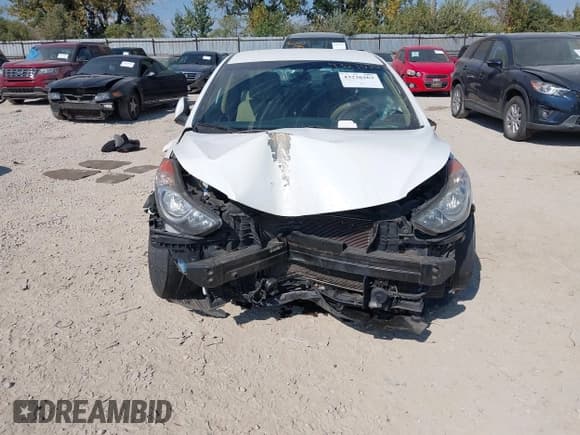 ✅ 2013 Hyundai Elantra GLS • VIN: 5NPDH4AE2DH198455 • Lot: 43236263. Listed on IAAI with 148,000 mi. Free auction sales archive from the USA and detailed vehicle history report at DreamBid. Image 6.
