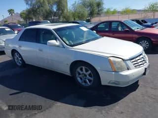 ✅ 2008 Cadillac DTS 1SC • VIN: 1G6KD57Y88U102613 • Lot: 42035850. Wystawiony na IAAI z przebiegiem 181 023 mil. Bezpłatny archiwum sprzedaży aukcyjnych z USA i szczegółowy raport historii pojazdu na DreamBid. Zdjęcie 1.