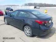 ✅ 2014 Mazda 3 i SV • VIN: JM1BM1T70E1173935 • Лот: 41845954. Опубликован ранее на IAAI с пробегом 218 099 миль. Бесплатный доступ к архиву аукционных продаж из США и подробный отчёт об истории автомобиля на DreamBid. Изображение 3.