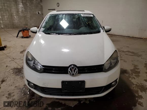 ✅ 2011 Volkswagen Golf TDI • VIN: WVWMM7AJ6BW152936 • Lot: 88699005. Wystawiony na Copart z przebiegiem 109 010 mil. Bezpłatny archiwum sprzedaży aukcyjnych z USA i szczegółowy raport historii pojazdu na DreamBid. Zdjęcie 5.