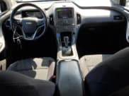 ✅ 2015 Chevrolet Volt • VIN: 1G1RC6E42FU109468 • Lot: 73710944. Wystawiony na Copart z przebiegiem 209 004 mil. Bezpłatny archiwum sprzedaży aukcyjnych z USA i szczegółowy raport historii pojazdu na DreamBid. Zdjęcie 8.