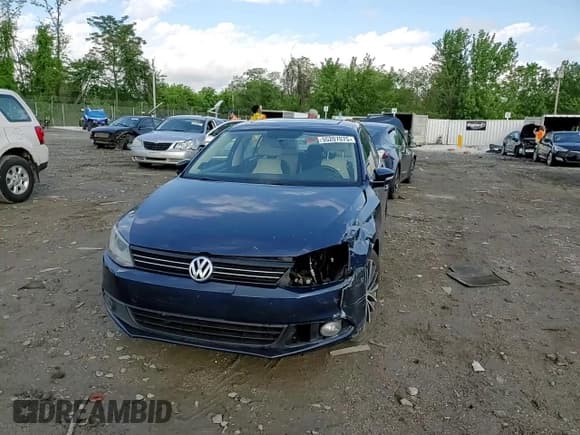 ✅ 2012 Volkswagen Jetta SEL • VIN: 3VWLP7AJ5CM385708 • Lot: 55207075. Listed on Copart with 179,981 mi. Free auction sales archive from the USA and detailed vehicle history report at DreamBid. Image 13.