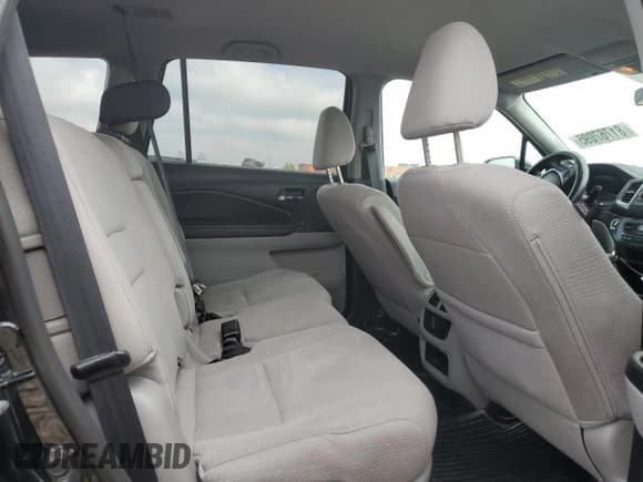 ✅ 2017 Honda Pilot LX • VIN: 5FNYF6H10HB066739 • Лот: 81767095. Опубликован ранее на Copart с пробегом 81 382 миль. Бесплатный доступ к архиву аукционных продаж из США и подробный отчёт об истории автомобиля на DreamBid. Изображение 10.