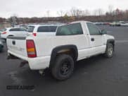 ✅ 2000 Chevrolet Silverado 1500 • VIN: 1GCEC14W4YZ351602 • Lot: 43637900. Listed on IAAI with 335,681 mi. Free auction sales archive from the USA and detailed vehicle history report at DreamBid. Image 4.