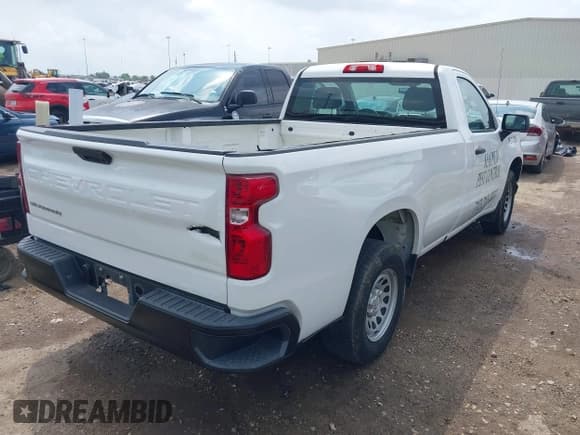 ✅ 2019 Chevrolet Silverado 1500 Work Truck • VIN: 3GCNWAEH7KG293399 • Lot: 42127268. Wystawiony na IAAI z przebiegiem 133 166 mil. Bezpłatny archiwum sprzedaży aukcyjnych z USA i szczegółowy raport historii pojazdu na DreamBid. Zdjęcie 4.