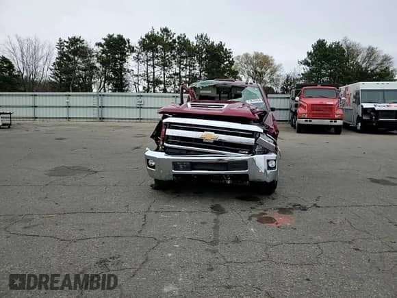 2019 Chevrolet Silverado 3500HD LTZ с VIN 1GC4KXEY1KF187526, выставлен на аукционе Copart как лот 77872454 с пробегом 32 368 миль миль и Списание • Salvage title. История ставок и продаж доступна на DreamBid. Изображение 10.