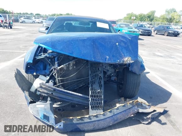 ✅ 2007 Ford Mustang GT Deluxe • VIN: 1ZVFT85H475219830 • Лот: 43107693. Опубликован ранее на IAAI с пробегом 198 151 миль. Бесплатный доступ к архиву аукционных продаж из США и подробный отчёт об истории автомобиля на DreamBid. Изображение 6.