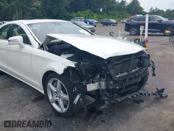 ✅ 2013 Mercedes-Benz CLS 550 • VIN: WDDLJ7DB1DA059112 • Lot: 42369038. Listed on IAAI with 117,739 mi. Free auction sales archive from the USA and detailed vehicle history report at DreamBid. Image 6.