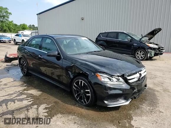 ✅ 2014 Mercedes-Benz E 350 Sport • VIN: WDDHF5KB5EB016435 • Лот: 57431685. Опубликован ранее на Copart с пробегом 86 804 миль. Бесплатный доступ к архиву аукционных продаж из США и подробный отчёт об истории автомобиля на DreamBid. Изображение 14.
