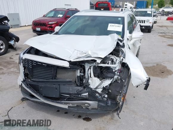 ✅ 2022 Cadillac XT4 FWD Premium Luxury • VIN: 1GYFZCR44NF144494 • Lot: 42072181. Listed on IAAI with 41,891 mi. Free auction sales archive from the USA and detailed vehicle history report at DreamBid. Image 6.
