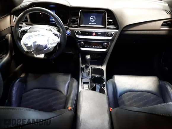 ✅ 2019 Hyundai Sonata SEL • VIN: 5NPE34AF2KH749850 • Lot: 54191273. Listed on Copart with 51,284 mi. Free auction sales archive from the USA and detailed vehicle history report at DreamBid. Image 8.