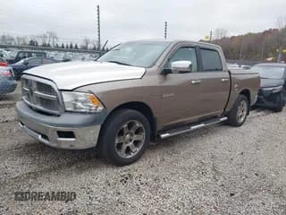 ✅ 2010 Dodge 1500 Sport • VIN: 1D7RB1CT7AS245189 • Lot: 40753186. Wystawiony na IAAI z przebiegiem 173 353 mil. Bezpłatny archiwum sprzedaży aukcyjnych z USA i szczegółowy raport historii pojazdu na DreamBid. Zdjęcie 2.