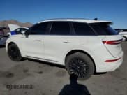 ✅ 2022 Lincoln Corsair Reserve • VIN: 5LMCJ2D96NUL11018 • Лот: 90317705. Опубликован ранее на Copart с пробегом 31 240 миль. Бесплатный доступ к архиву аукционных продаж из США и подробный отчёт об истории автомобиля на DreamBid. Изображение 2.