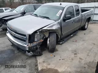 ✅ 2008 Chevrolet Silverado 1500 2LT • VIN: 2GCEC19J881210019 • Lot: 41699385. Wystawiony na Copart z przebiegiem 168 940 mil. Bezpłatny archiwum sprzedaży aukcyjnych z USA i szczegółowy raport historii pojazdu na DreamBid. Zdjęcie 1.